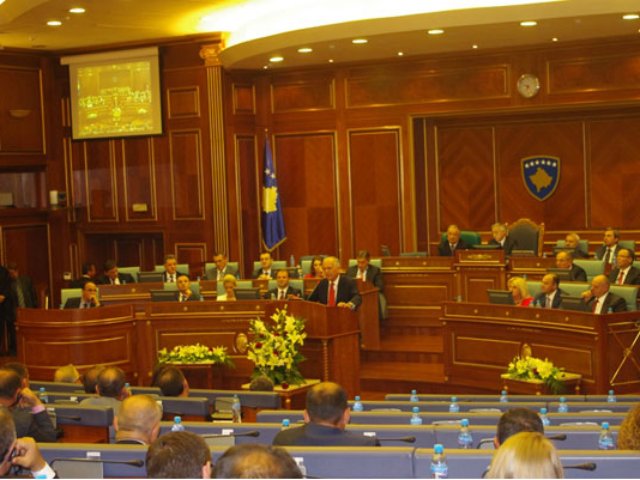 Kosovo înfiinţează un tribunal pentru criminalii de război