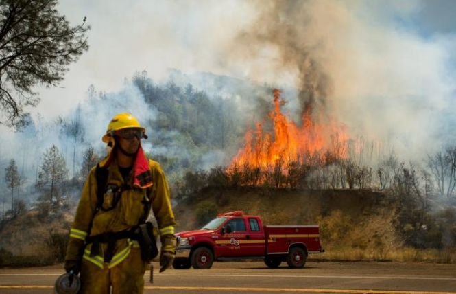 Incendiul din California se vede din spaţiu 