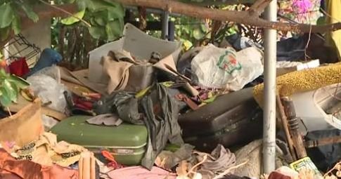 O femeie din Hawaii a strâns 20 de tone de gunoi în casă 
