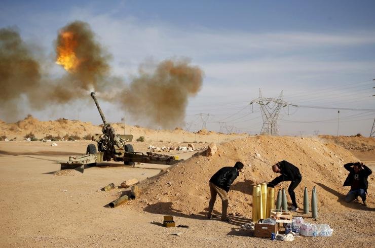 Zeci de morţi într-un atac cu obuze lansat de Statul Islamic în oraşul Sirt