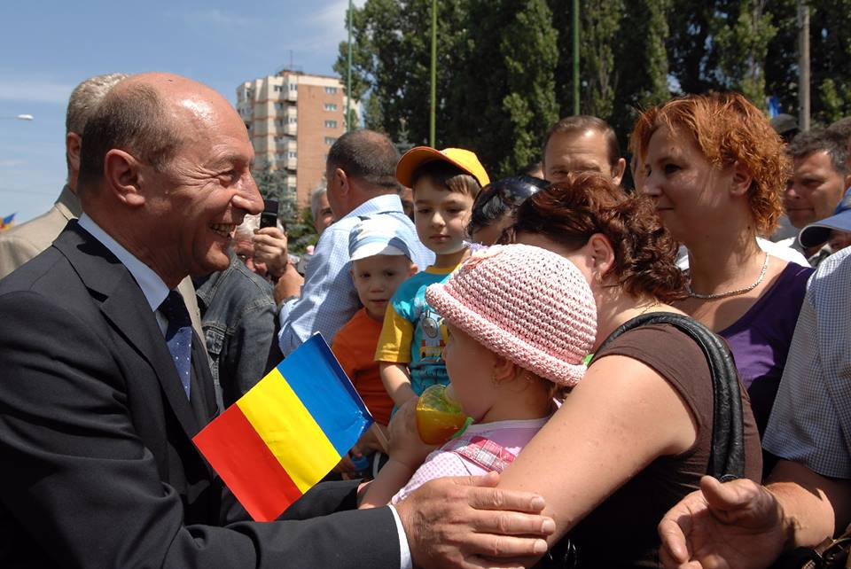 Traian Băsescu, laude publice pentru Klaus Iohannis