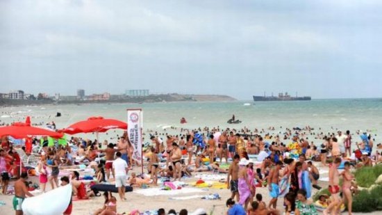 Câţi bani au cheltuit românii în acest weekend pe litoral