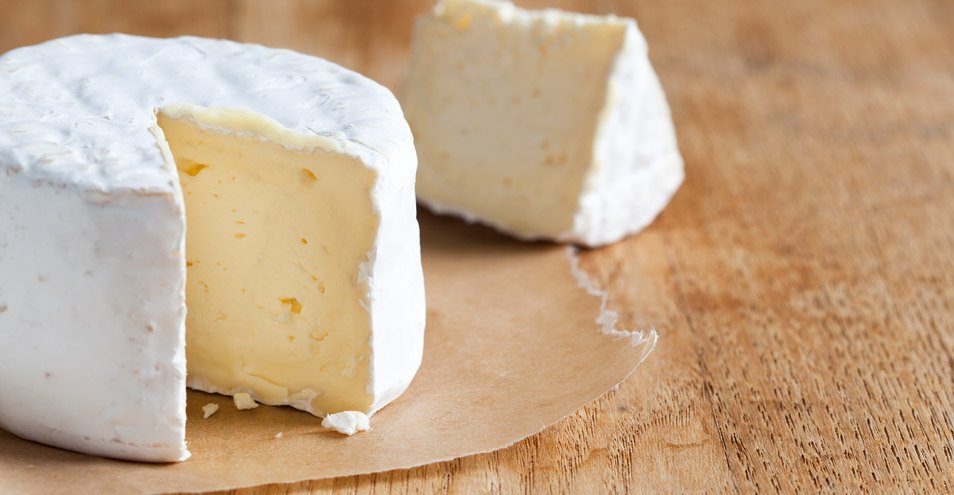 Scandalos! Brânză şi caşcaval preparate în baie, produse de top pe Internet