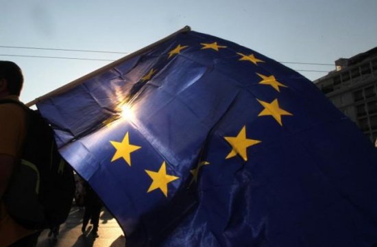 Zona euro deblochează o primă tranșă de ajutor de 23 miliarde de euro pentru Grecia
