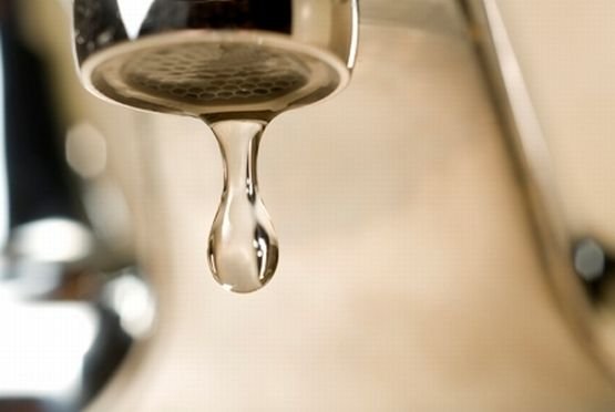 Avarie în reţeaua RADET: Apa caldă este oprită în patru sectoare din Bucureşti