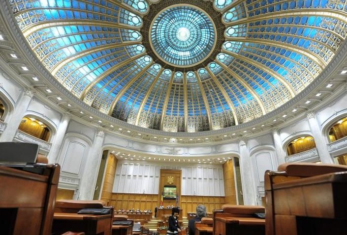 Topul celor mai ciudate propuneri legislative din Parlamentul României