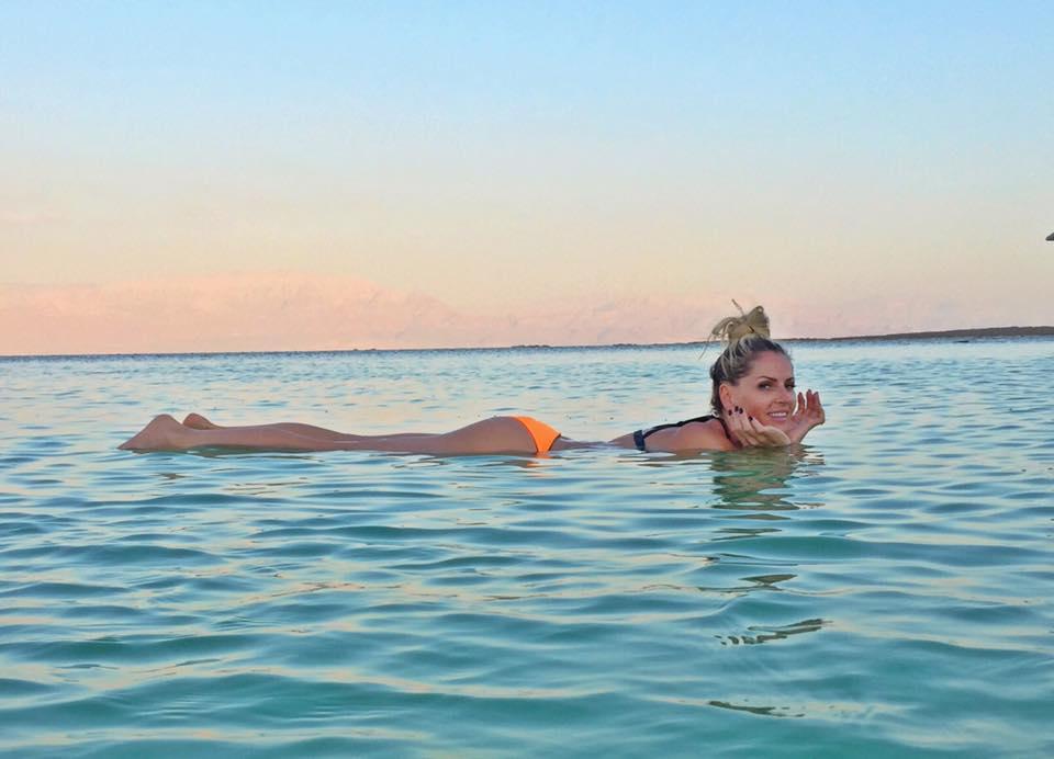 Andreea Bănică, fotografia care ar trebui ștearsă de Facebook. E prea provocatoare 323936