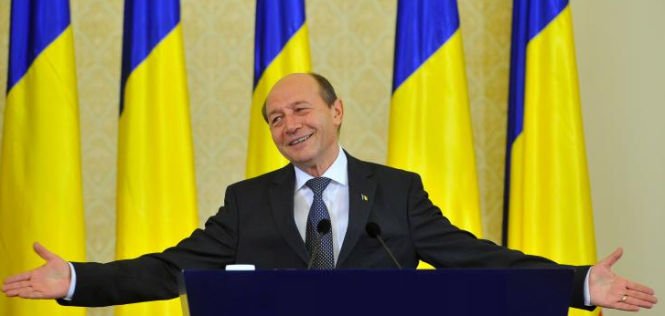 Traian Băsescu e ferit de probleme penale. Află motivele pentru care nu păţeşte încă nimic