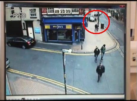 Imagini scandaloase! Pietoni alergaţi pe trotuar de un şofer furios. Ce s-a întâmplat