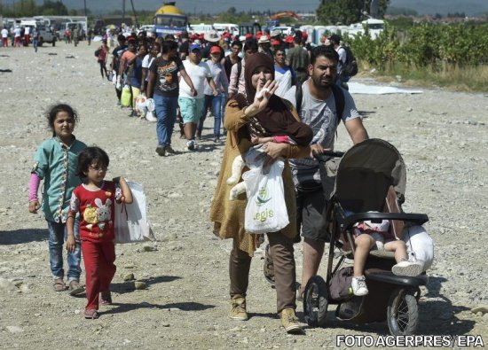 Uniunea Europeană are în vedere să intervină contra traficanţilor de imigranţi