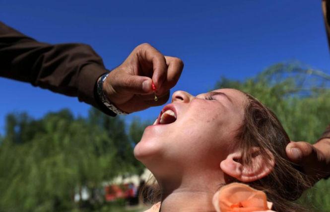 O teribilă boală a trecutului ameninţă Europa. OMS: Două cazuri de poliomielită au fost confirmate în Ucraina
