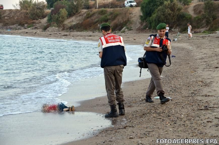 Valls: Fotografia cu băieţelul sirian găsit înecat arată că &quot;este urgent să se acţioneze&quot;