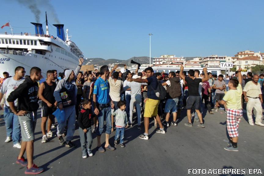 ONU cere Atenei să-i evacueze pe cei 17.000 de refugiaţi &quot;înghesuiţi&quot; pe Insula Lesbos