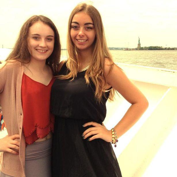 Cum arată tânăra care susține că este atât de frumoasă încât oamenii nu o pot lua în serios. FOTO 327154