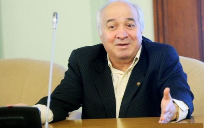 Samsarul lui Băsescu de la Nana, cercetat penal. Rădulescu, acuzat că a deturnat 200.000 de euro