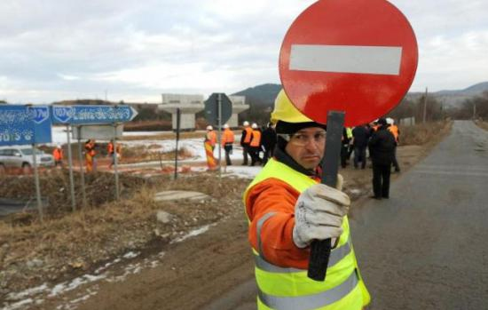 Constructorii austrieci vor să ne lase autostrăzile în şantier