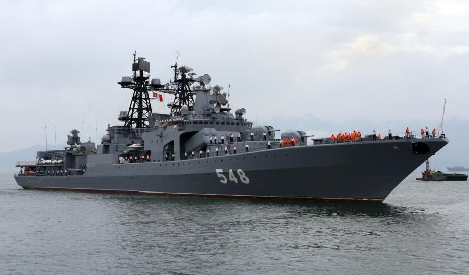 Nave militare ruse efectuează exerciţii cu rachete în largul Siriei