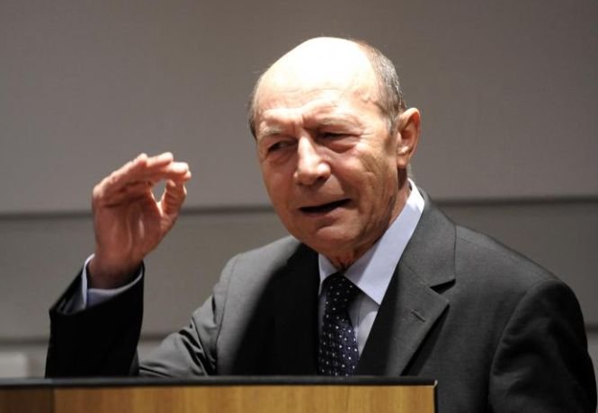 Cum vrea Traian Băsescu să scape de urmărirea penală în dosarul de şantaj