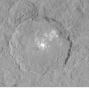 NASA, fotografii spectaculoase cu craterul Occator de pe Ceres 328761
