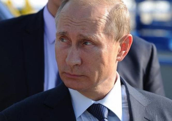 Momente jenante pentru un mare cântăreţ. 11 minute de conversaţie falsă cu Vladimir Putin