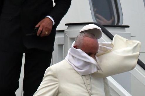 Moment istoric. Papa Francisc a ajuns în Cuba pentru o vizită de patru zile