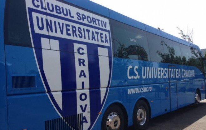 Autocarul suporterilor echipei &quot;Universitatea Craiova&quot; a fost percheziţionat. Ce au descoperit poliţiştii