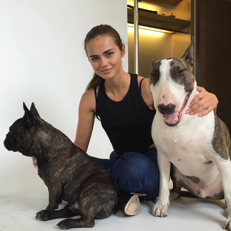 Moldoveanca asta l-a impresionat pe Justin Bieber. Cât de frumoasă e 329785