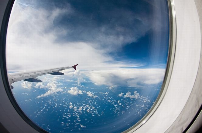 „Cum se deschide geamul?“ Cele mai bizare întrebări puse de pasageri în avion
