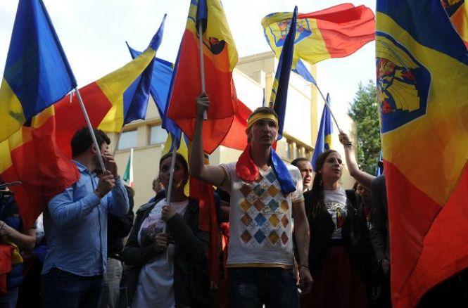 Scandal înaintea şedinţei de guvern România-Moldova. Unioniştii vor să intre în clădirea în care se ţine şedinţa