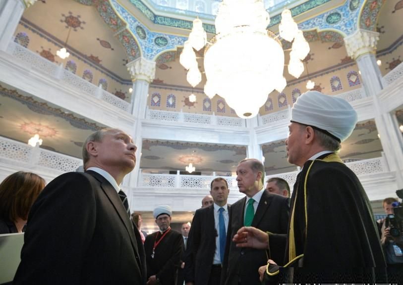 Vladimir Putin, apel la &quot;toleranţă zero pentru extremişti&quot;, la inaugurarea Marii Moschei din Moscova