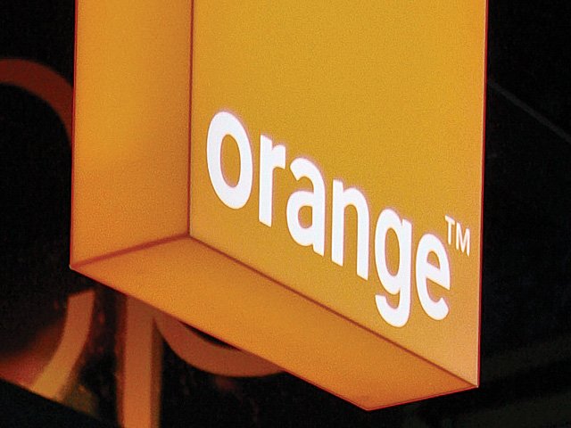 Orange amână plata cu telefonul mobil pentru 2016