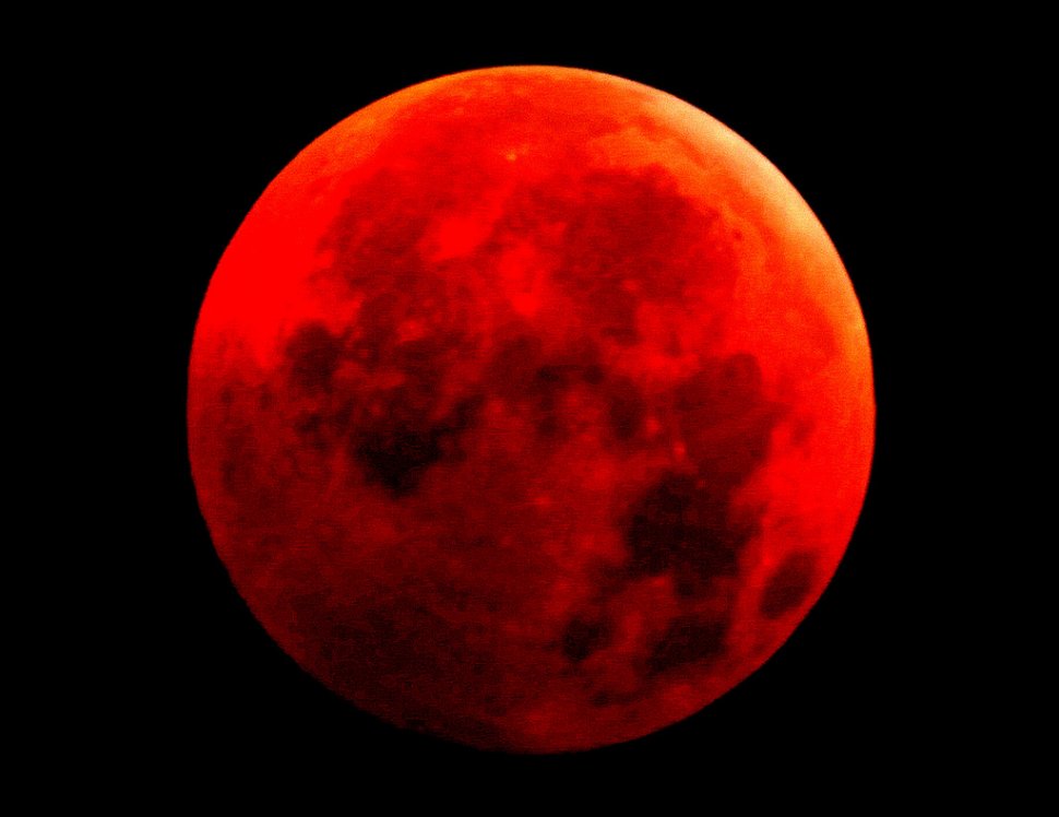 Luna sângerie, fenomenul care anunţă Apocalipsa? Lună plină şi eclipsă de lună în această noapte