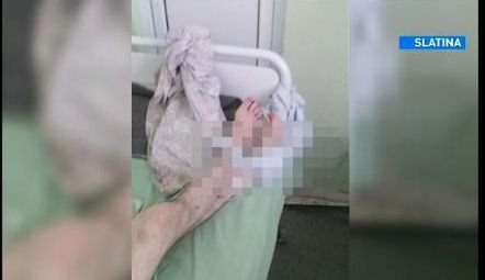 Pacient legat de pat, în spitalul din Slatina