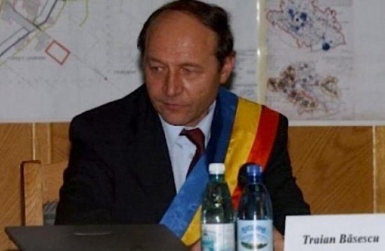 Traian Băsescu, primarul general campion la plângeri penale