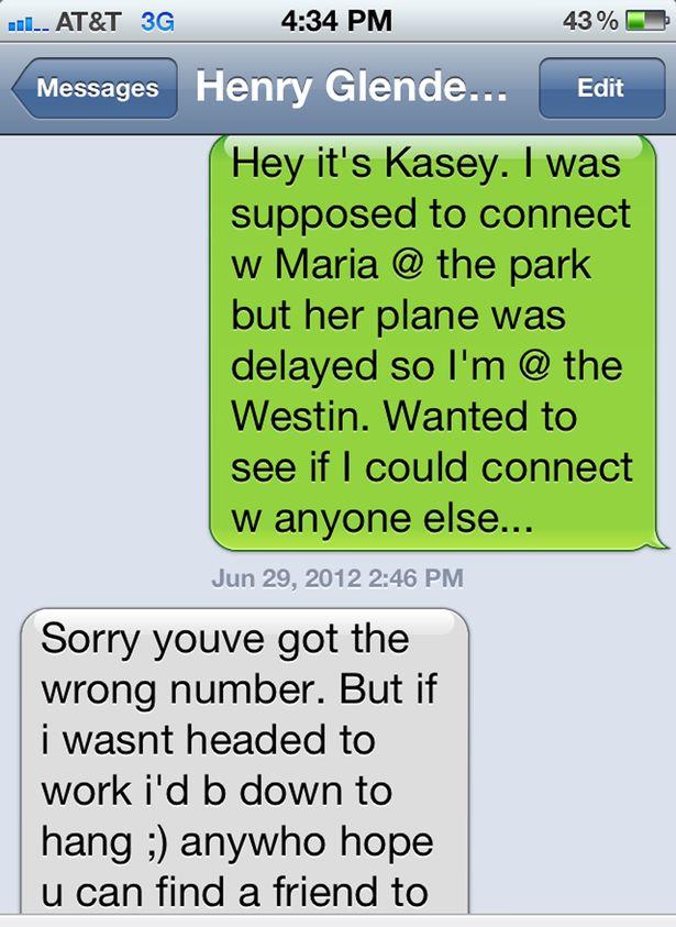 I-a trimis din greşeală un SMS unui bărbat cu 30 de ani mai tânăr. Ce a urmat pare desprins din filme 332968