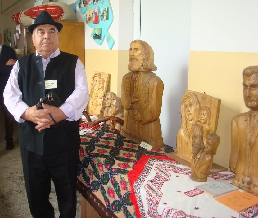 „Atelierul de meșteșuguri” de la Biblioteca Săndulești-Copăceni din județul Cluj și-a deschis porțile pentru elevi și pentru membrii comunității locale 333419