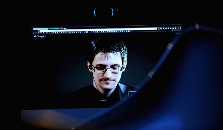 Edward Snowden, dispus să facă închisoare în SUA. Guvernul american îi &quot;promite&quot; că nu va fi torturat