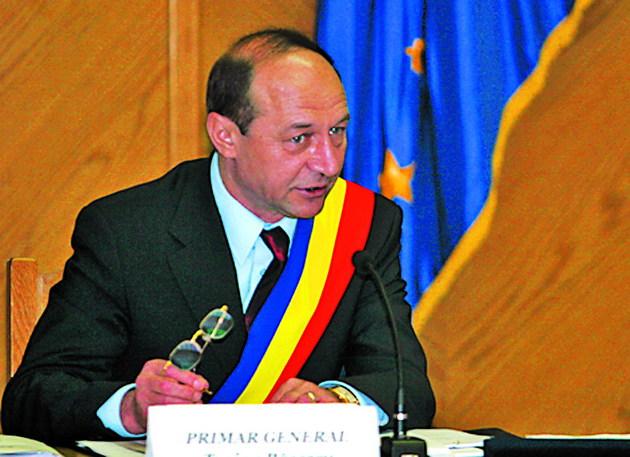 &quot;Traian Băsescu candidează!&quot;. Anunţul a fost făcut în această seară