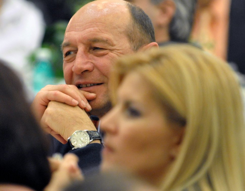 100 de minute: Traian Băsescu şi Elena Udrea confirmă întâlnirea la ceas de seară. Iată ce spun despre Dorin Cocoş