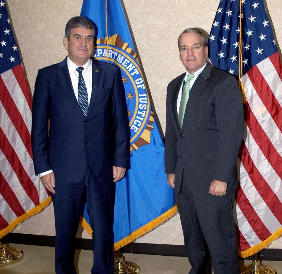 Vicepremierul Gabriel Oprea s-a întâlnit cu directorul adjunct al FBI, Mark Giuliano