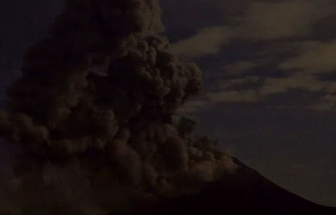 Cel mai cunoscut vulcan din Mexic a erupt pe neaşteptate