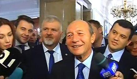 Traian Băsescu susţine că &quot;nu mai are la ce&quot; să candideze