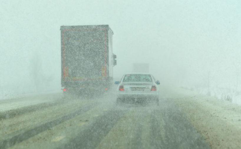 Vremea se înrăutăţeşte. Meteorologii au emis cod portocaliu de viscol