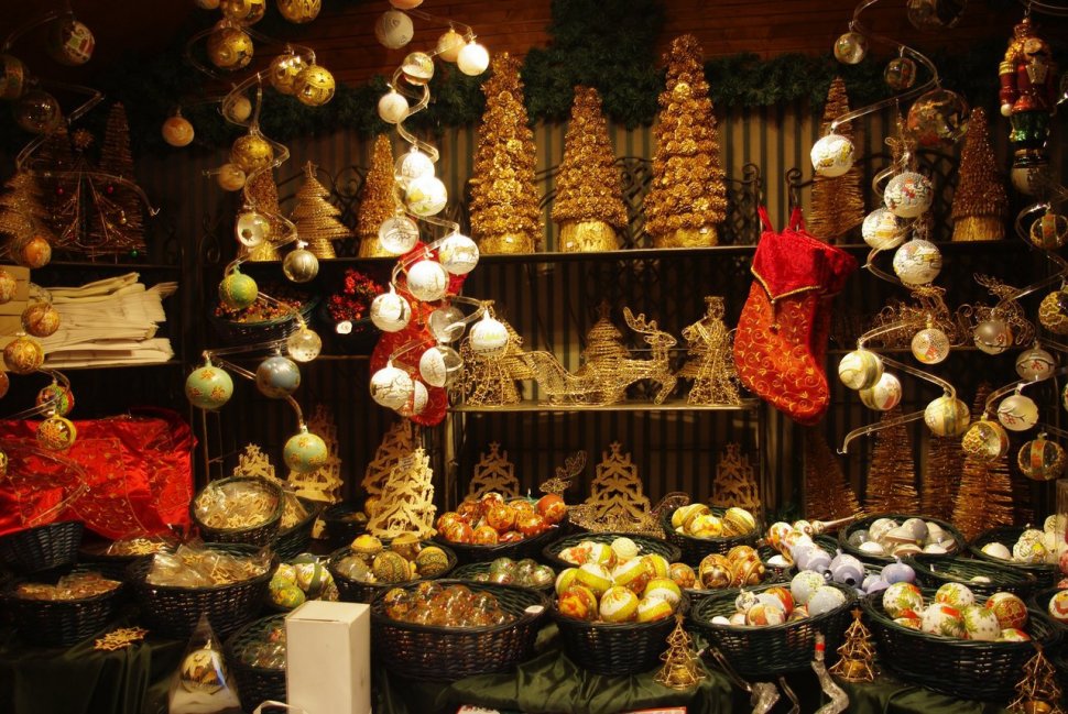 Intră în spiritul de sezon al Crăciunului, în piața din Viena