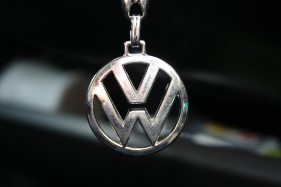 Unde au fost vândute primele autoturisme Volkswagen cu softul care păcăleşte testele de emisii