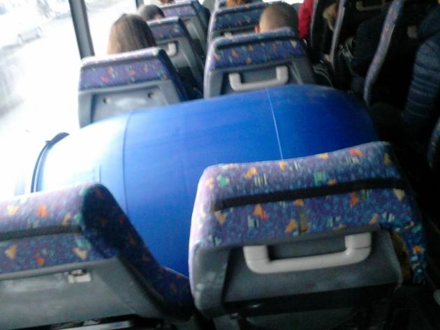 Poza anului! Ce a găsit un român într-un microbuz. Era pus acolo chiar de şofer 335780
