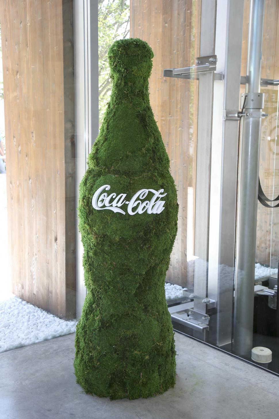 Pavilionul Coca-Cola la EXPO Milano 2015, o inovatie in domeniul sustenabilitatii (P) 335928