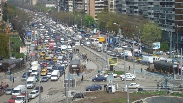 Raport oficial: Bucureştenii sunt otrăviţi sistematic din cauza traficului rutier
