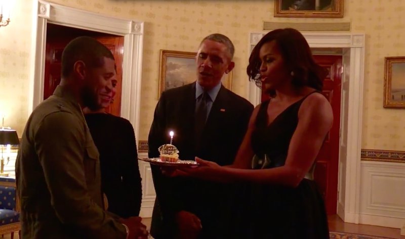 Barack Obama şi Prima Doamnă a SUA i-au cântat &quot;La mulţi ani&quot; lui Usher