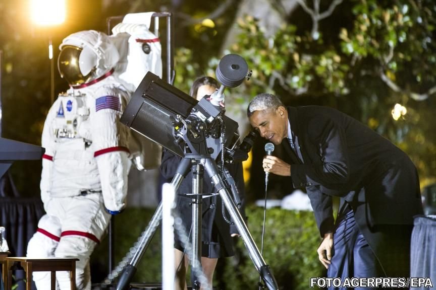 Ahmed Mohamed l-a întâlnit pe Barack Obama la Noaptea Astronomiei de la Casa Albă FOTO